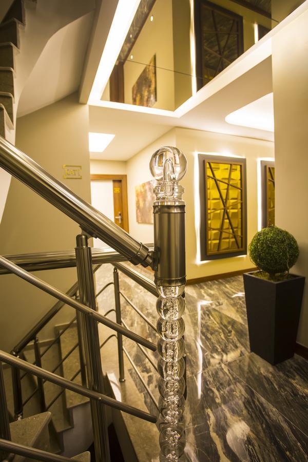 Maxuite Hotel In Home Akcay  Bagian luar foto