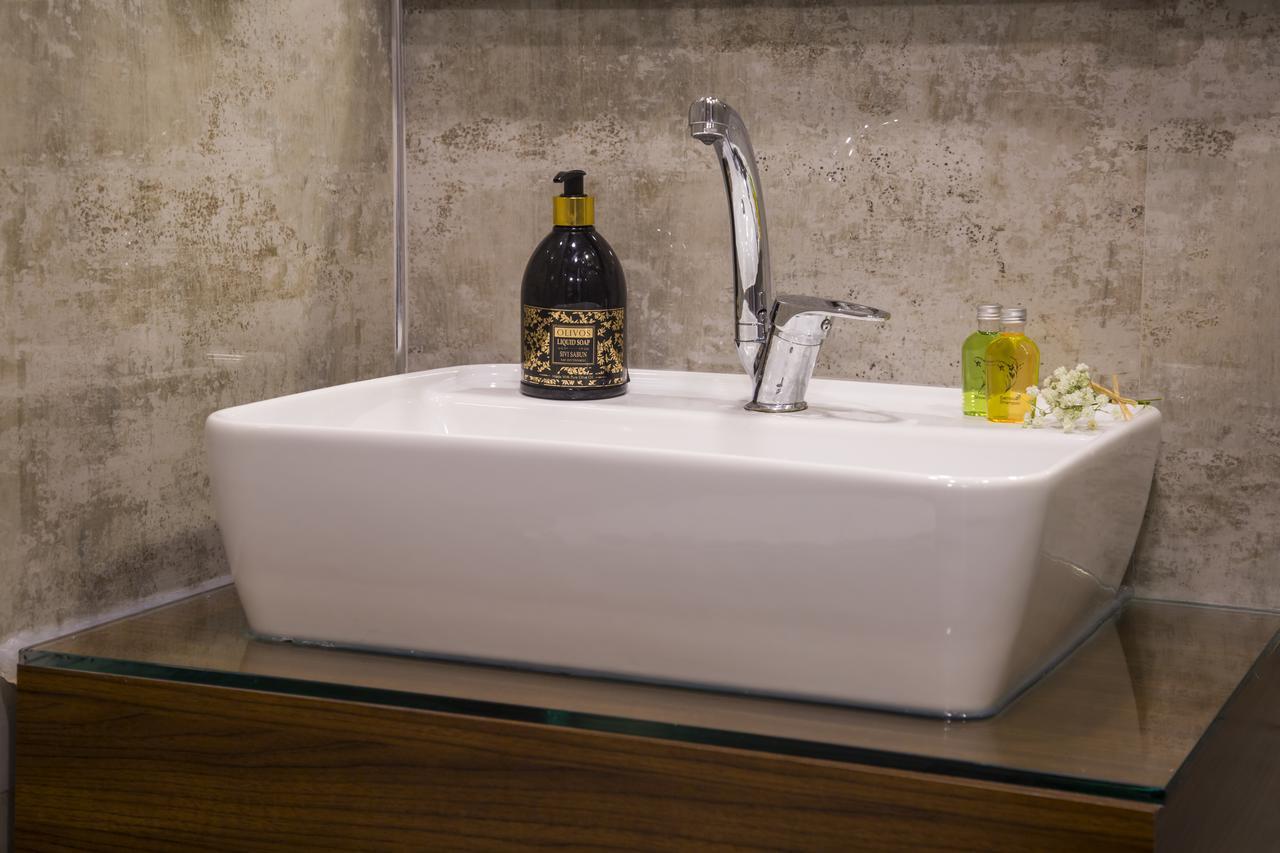 Maxuite Hotel In Home Akcay  Bagian luar foto