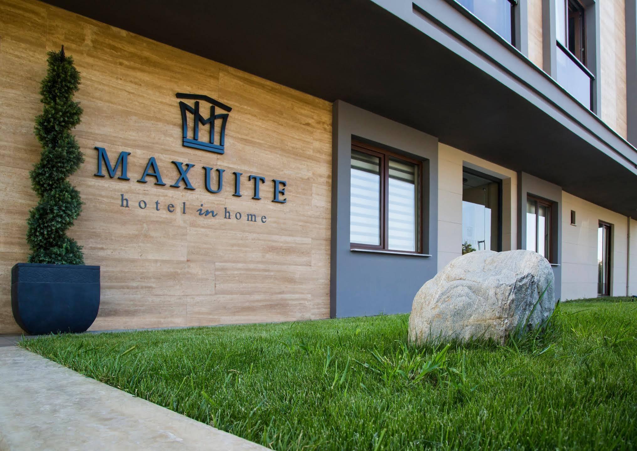 Maxuite Hotel In Home Akcay  Bagian luar foto